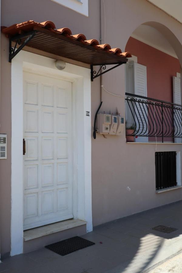 Helena Apartment Argostoli Εξωτερικό φωτογραφία